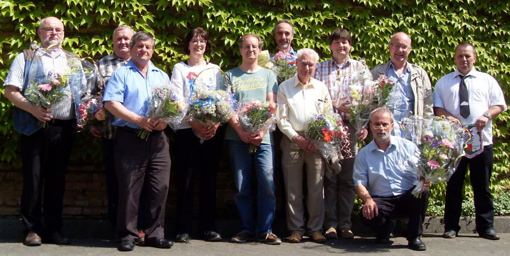 Detlef Zoll, Siegfried Preuß, Wilfried Dziergwa, Martina Sauer, Gerhard Fibich, Carsten Stelter, Dr. Werner Didzuhn, Thomas Noack, Fred Metzdorf (kniend), Lars Petersen, Christian Mätzkow (v.l.) 